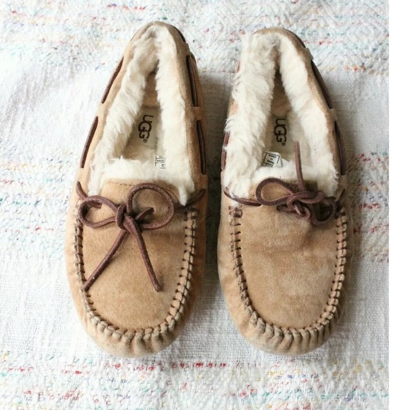 UGG Shoes - Ugg Dakota Shearling Fur Lined Moccasins Slippers